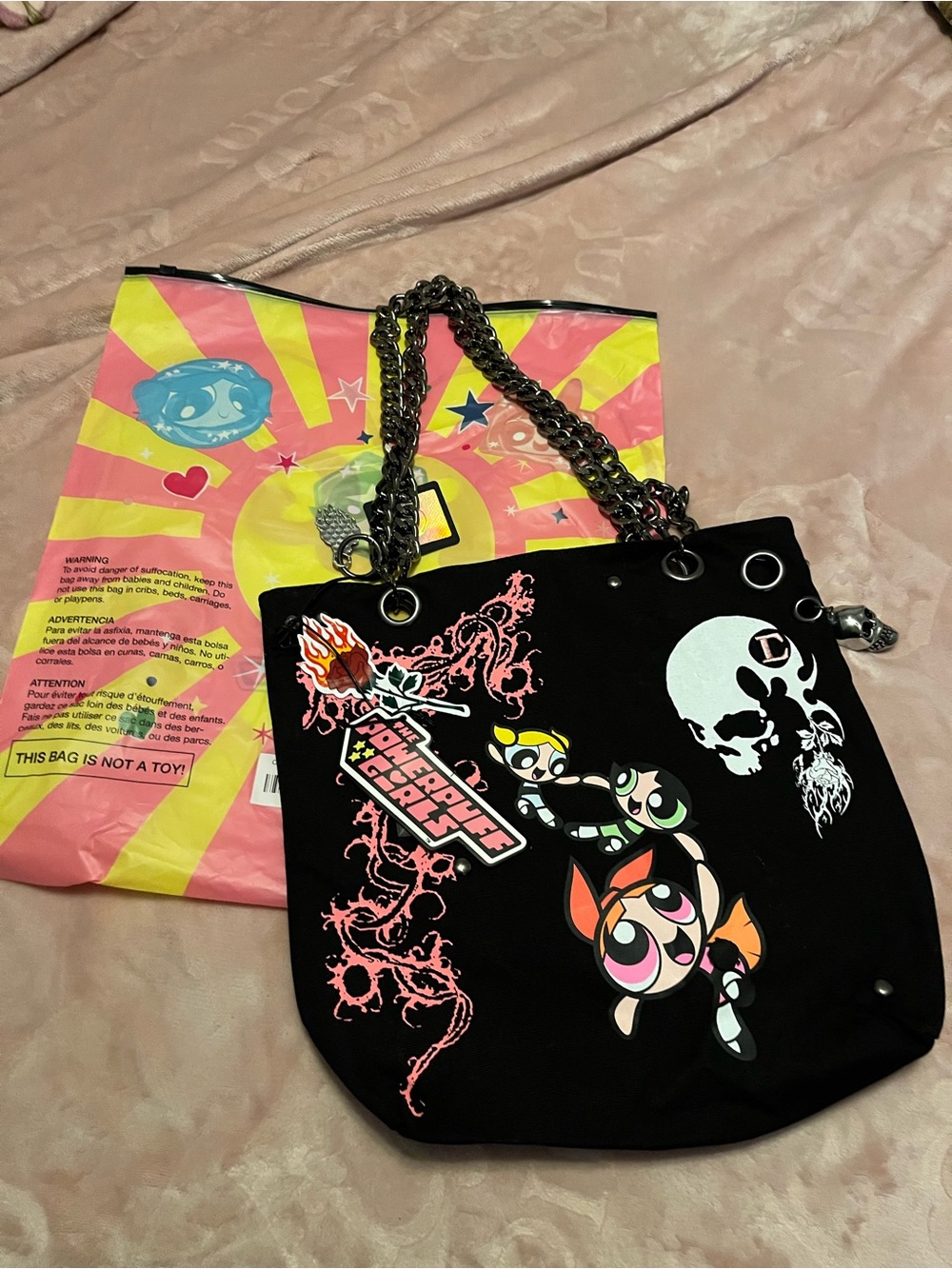 The Powerpuff Girls Black Graphic Chain Tote Bag